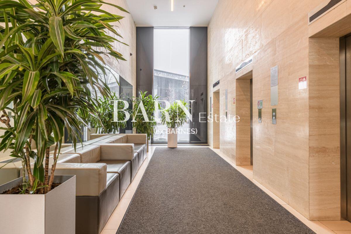 3-КОМН. КВАРТИРА С ОТДЕЛКОЙ 98.5 М² НА 30 ЭТАЖЕ