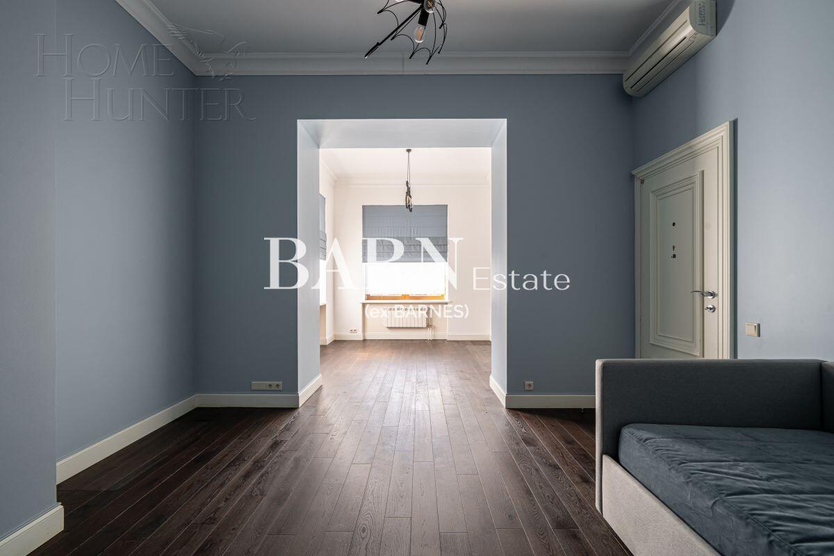 3-этажный коттедж 371 м² с отделкой