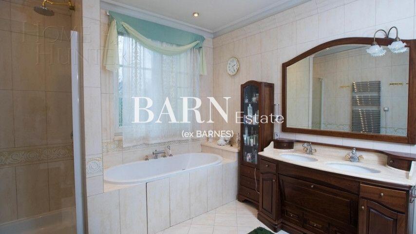 2-этажный коттедж 800 м² с отделкой
