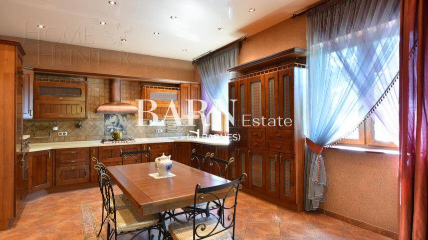 2-этажный коттедж 1 500 м² с отделкой