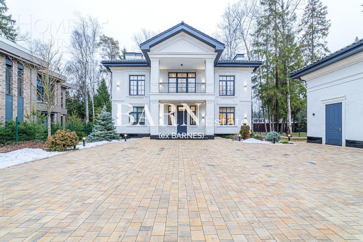 2-этажный коттедж 462 м² с отделкой