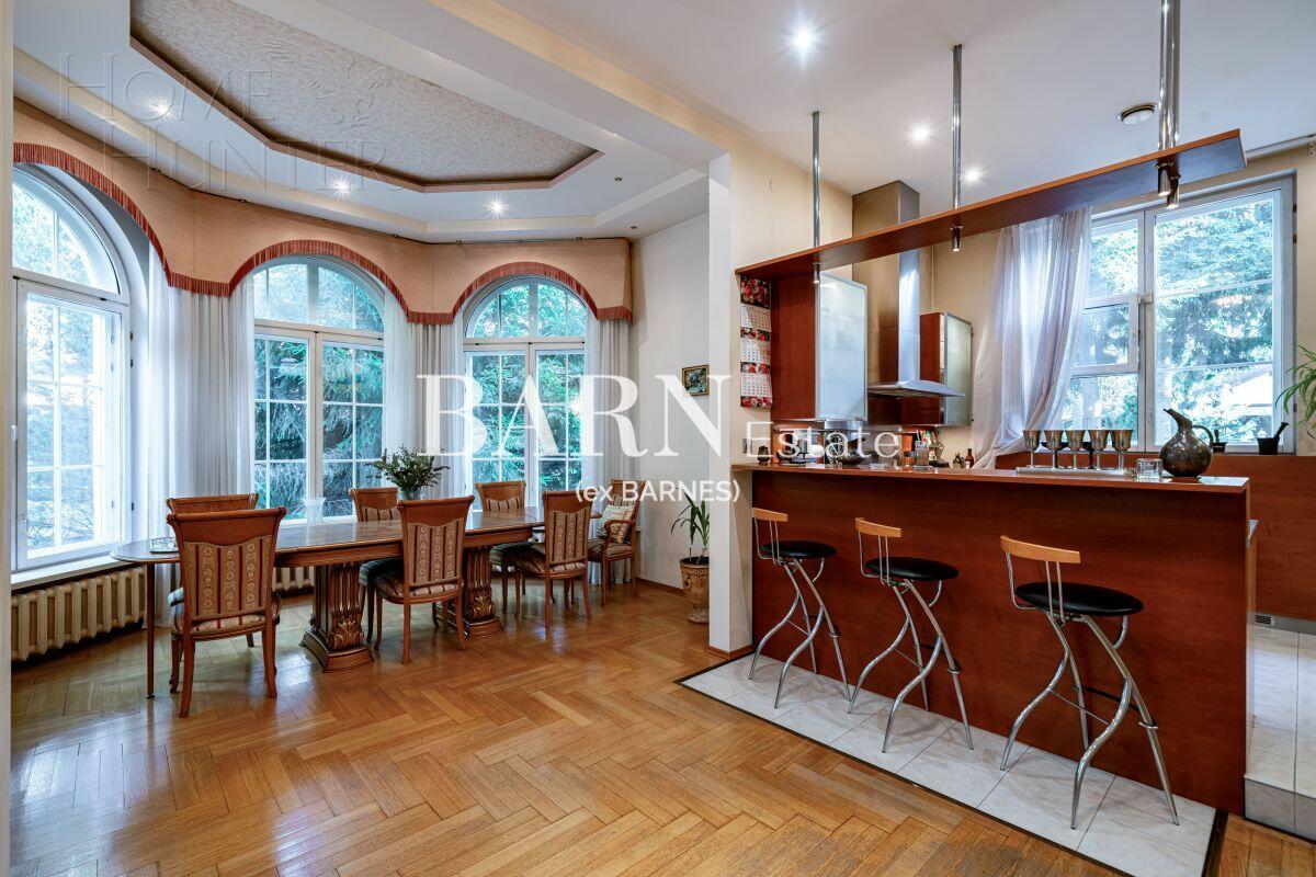 2-этажный коттедж 343.5 м² с отделкой