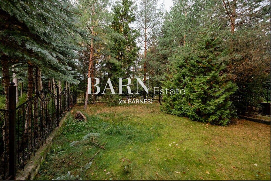 3-этажный таунхаус 350 м² с отделкой
