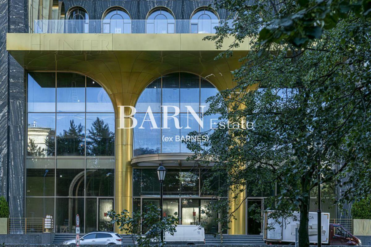 3-КОМН. АПАРТАМЕНТЫ С ОТДЕЛКОЙ 128.2 М² НА 18 ЭТАЖЕ