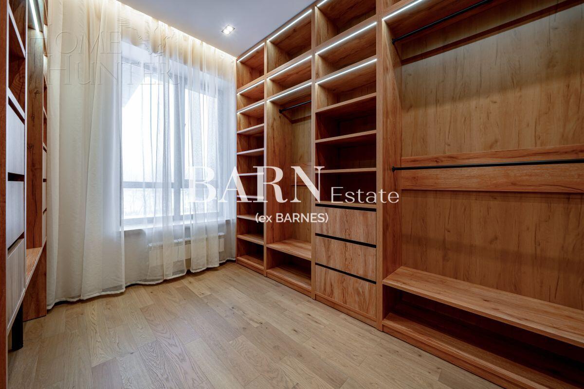 2-этажный коттедж 340 м² с отделкой