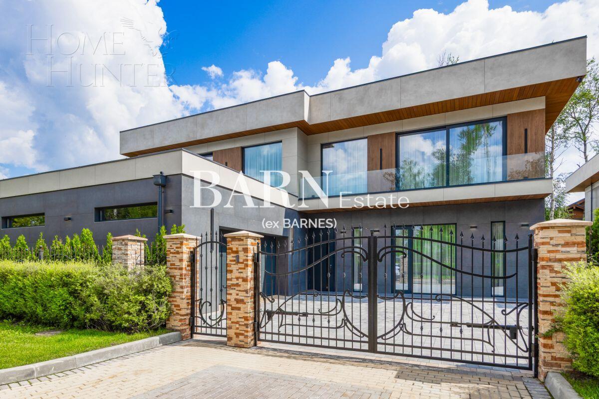 2-этажный коттедж 507.3 м² с отделкой