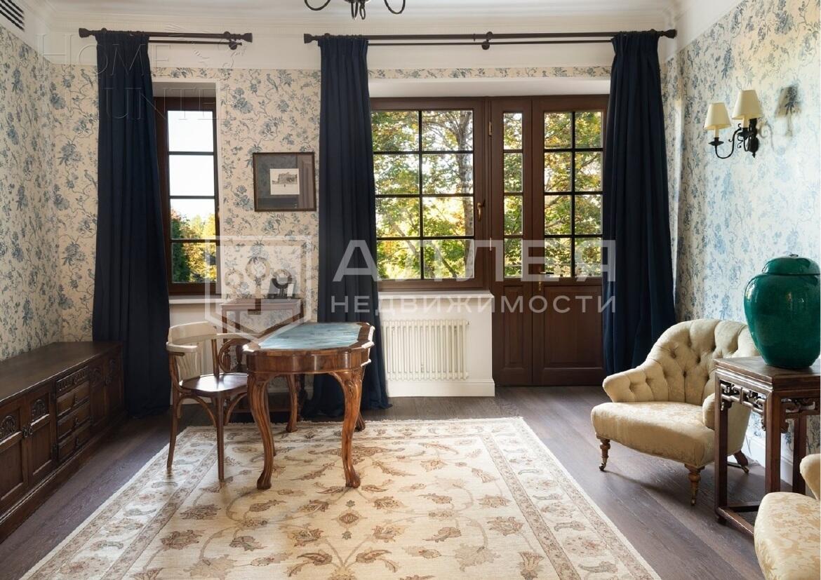 3-этажный коттедж 640 м² с отделкой
