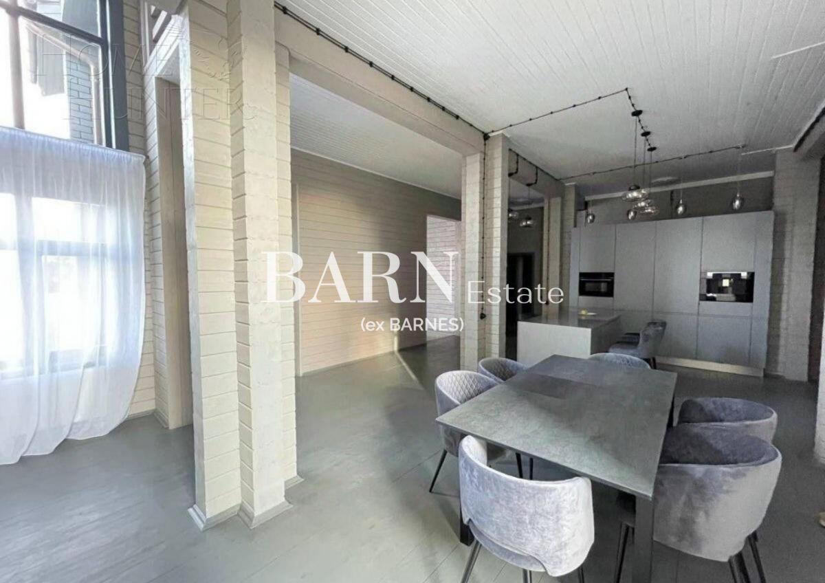 2-этажный коттедж 600 м² с отделкой