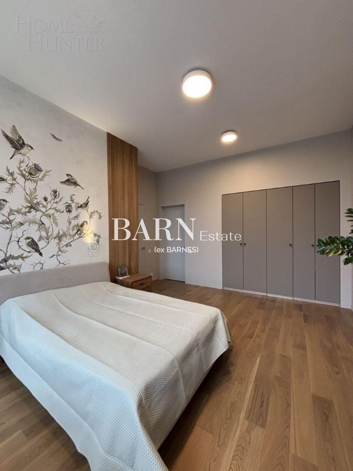 2-этажный коттедж 350 м² с отделкой