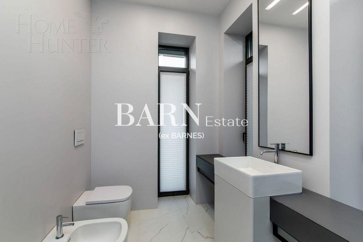 2-этажный коттедж 320 м² с отделкой