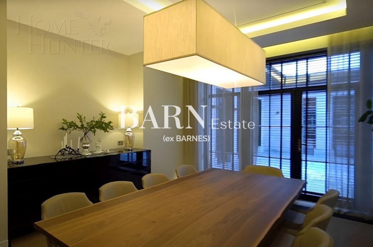 3-этажный коттедж 1 150 м² с отделкой