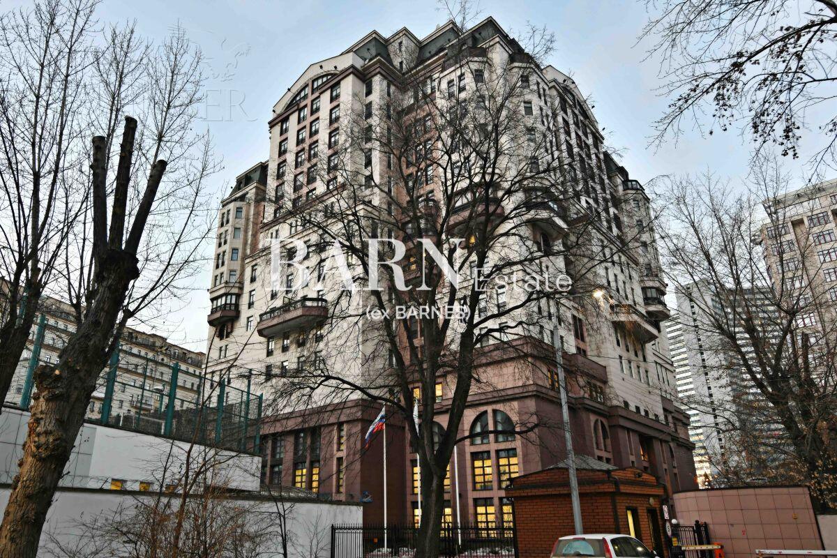3-КОМН. КВАРТИРА С ОТДЕЛКОЙ 205 М² НА 10 ЭТАЖЕ