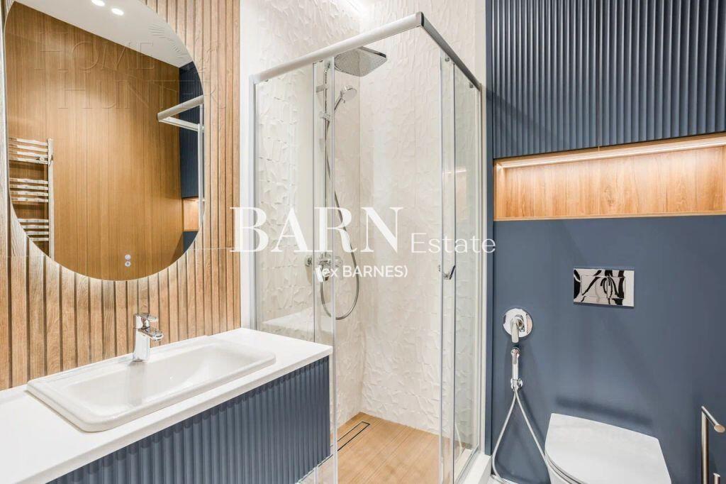2-этажный коттедж 627.9 м² с отделкой