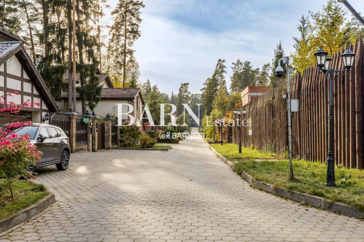 2-этажный коттедж 616 м² без отделки
