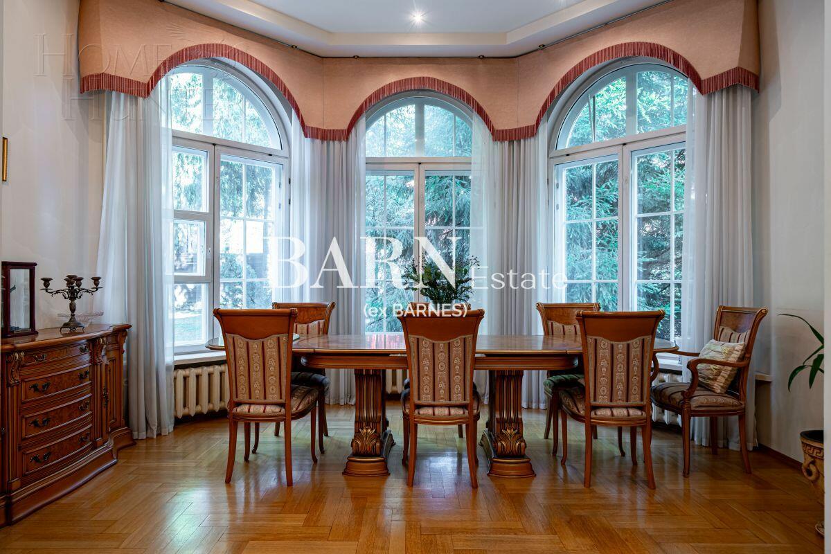 2-этажный коттедж 343.5 м² с отделкой