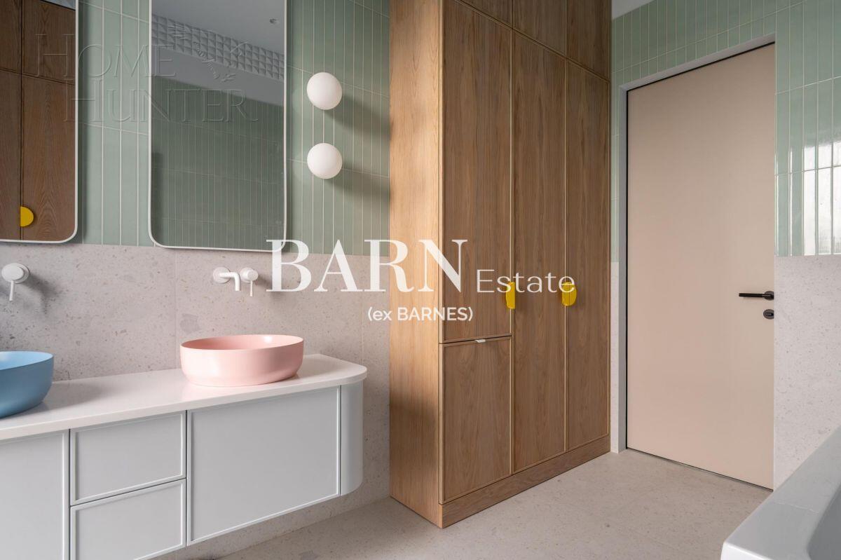 2-этажный коттедж 372 м² с отделкой