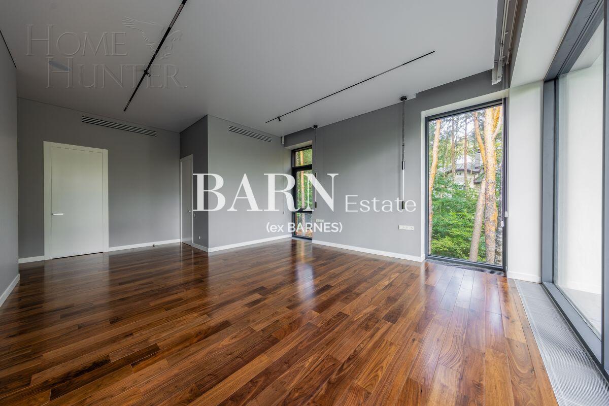 2-этажный коттедж 650 м² с отделкой