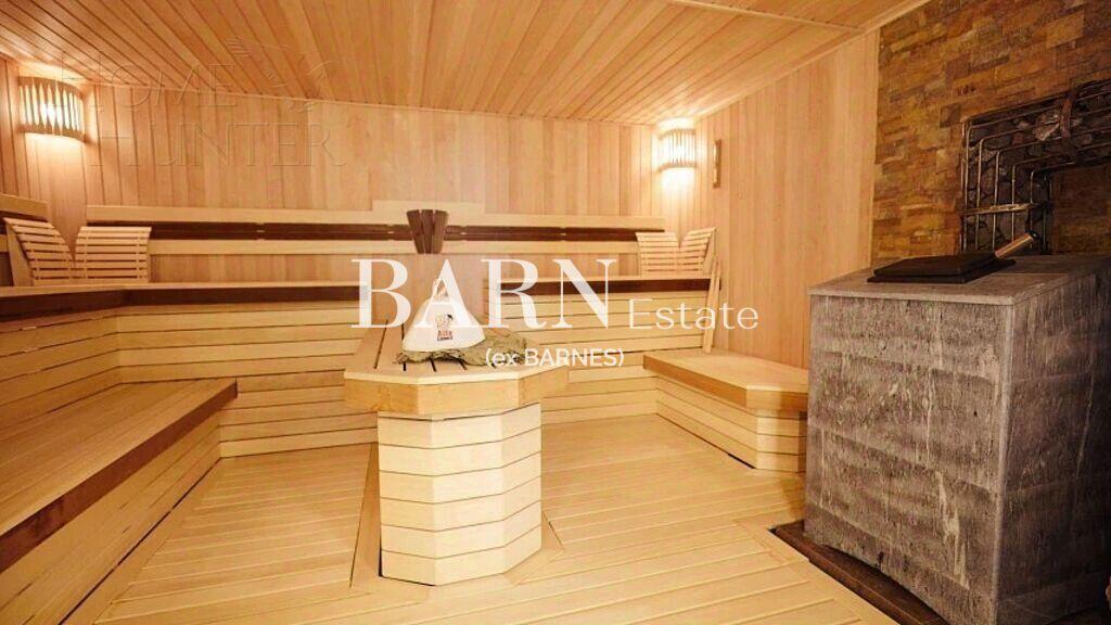 2-этажный коттедж 550 м² с отделкой