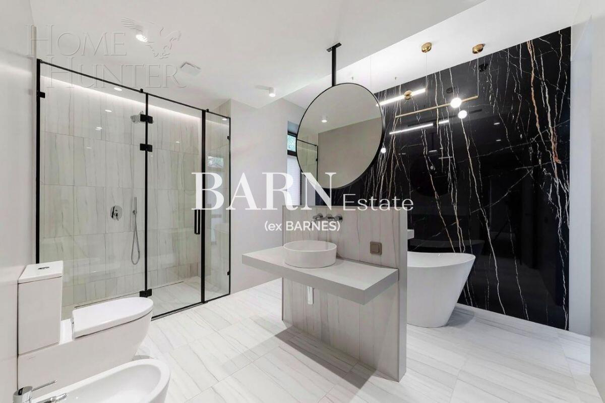 2-этажный коттедж 320 м² с отделкой