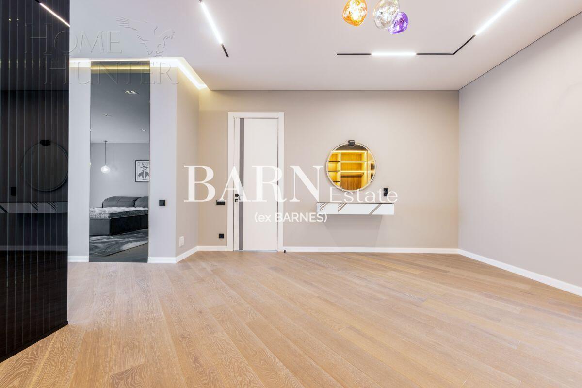 2-этажный коттедж 600 м² с отделкой