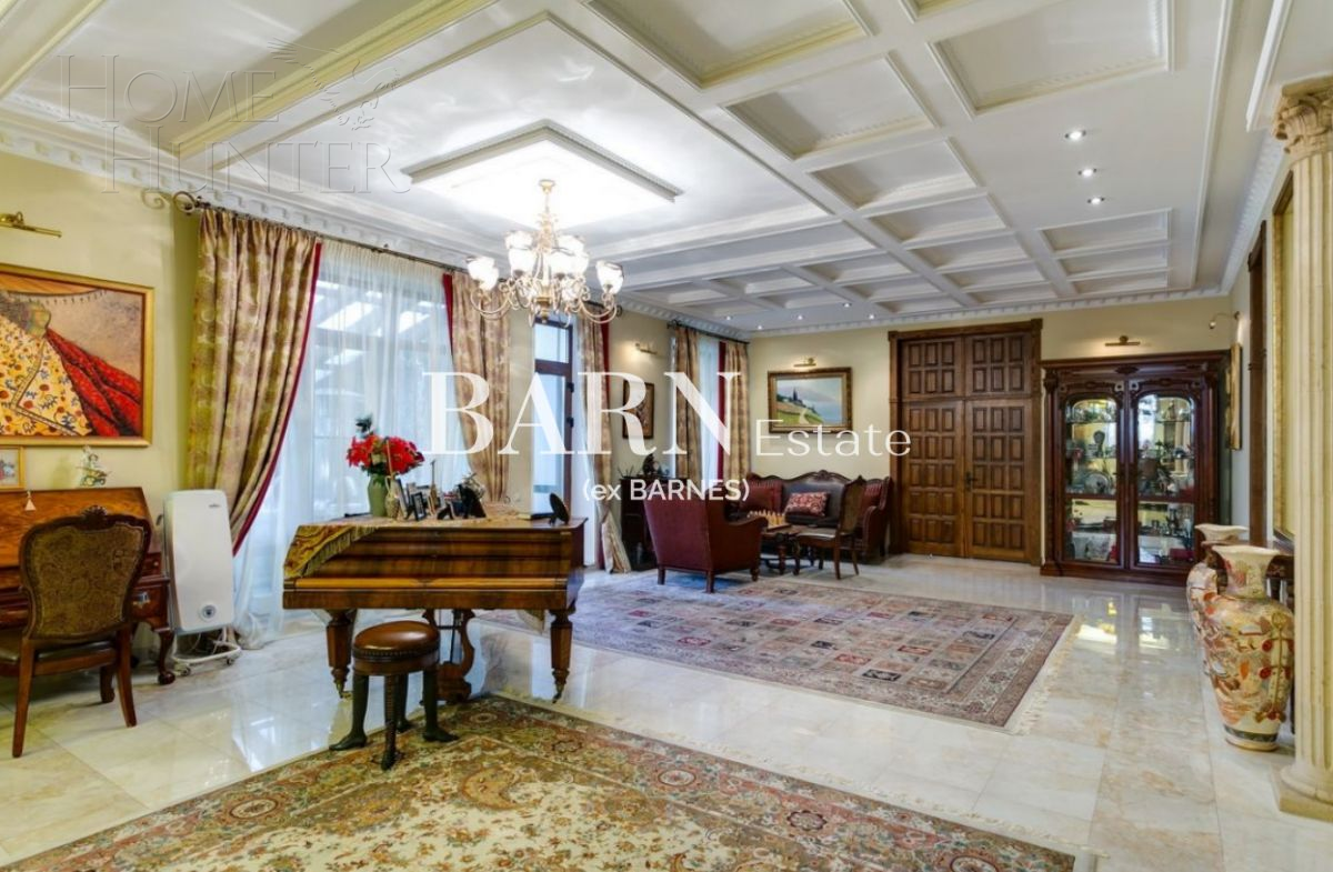 2-этажный коттедж 600 м² с отделкой