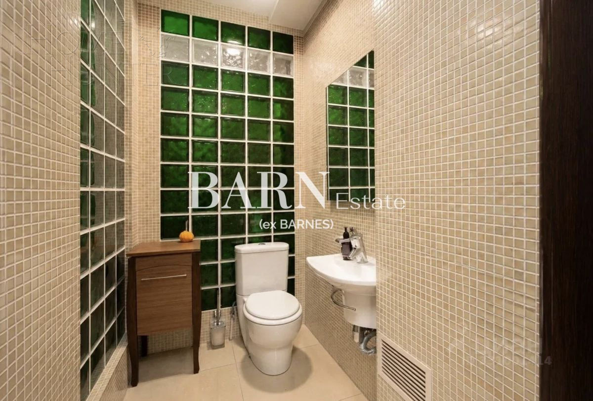 2-этажный коттедж 690 м² с отделкой