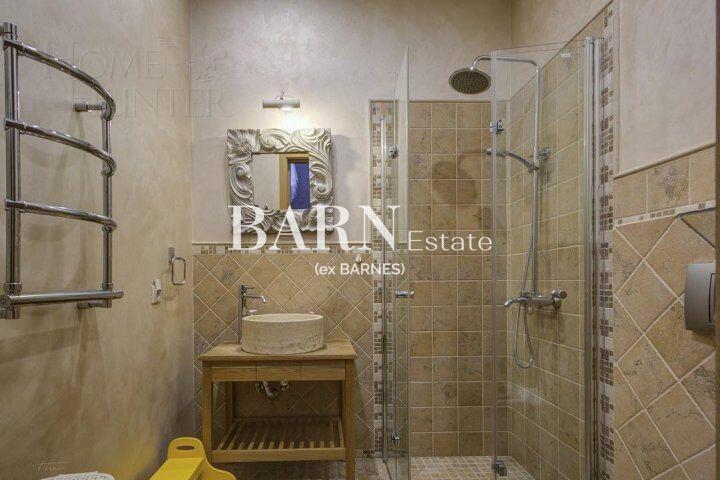 2-этажный коттедж 600 м² с отделкой