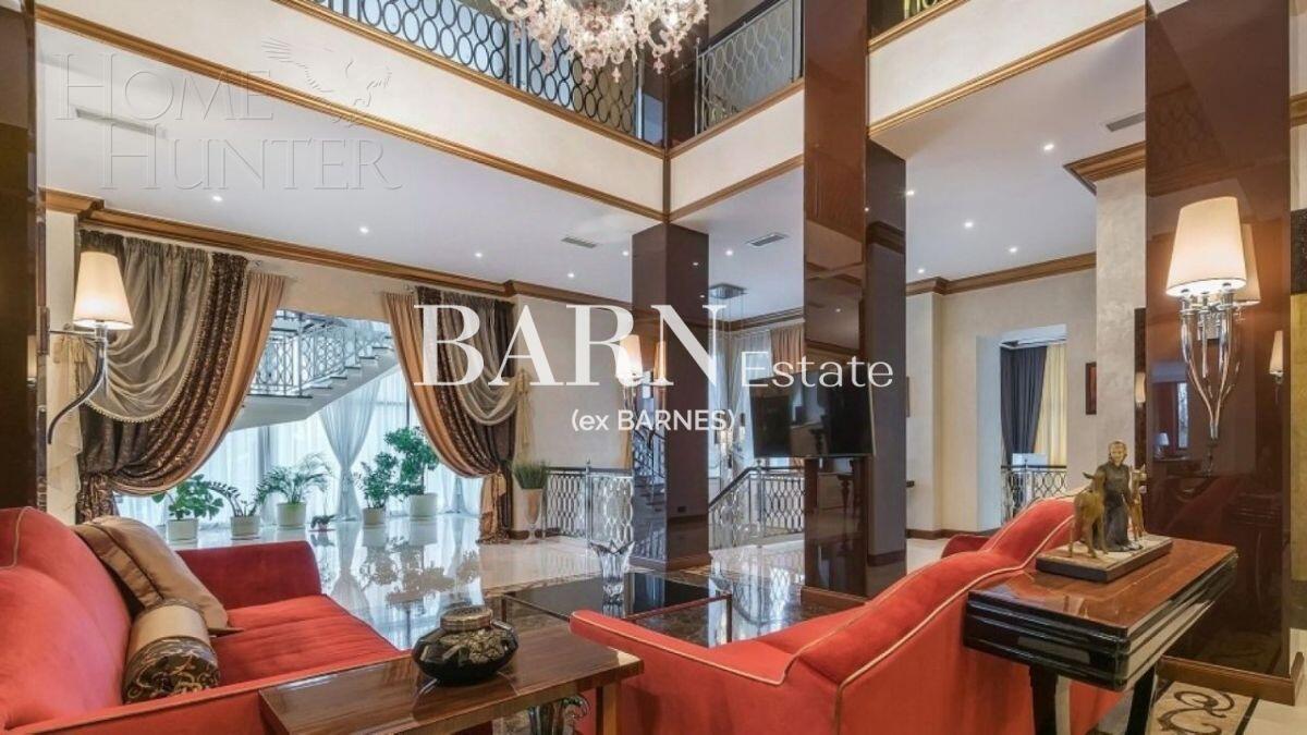 2-этажный коттедж 1 350 м² с отделкой