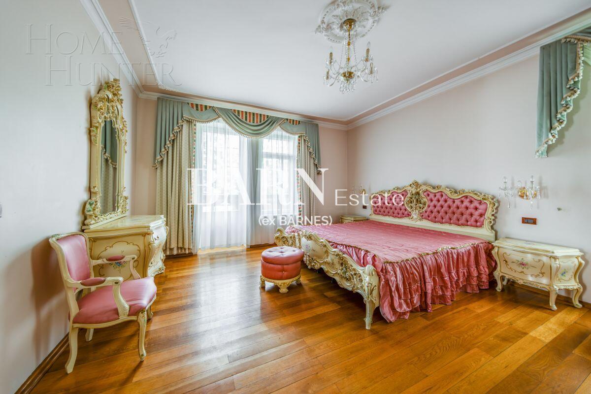 2-этажный коттедж 780 м² с отделкой
