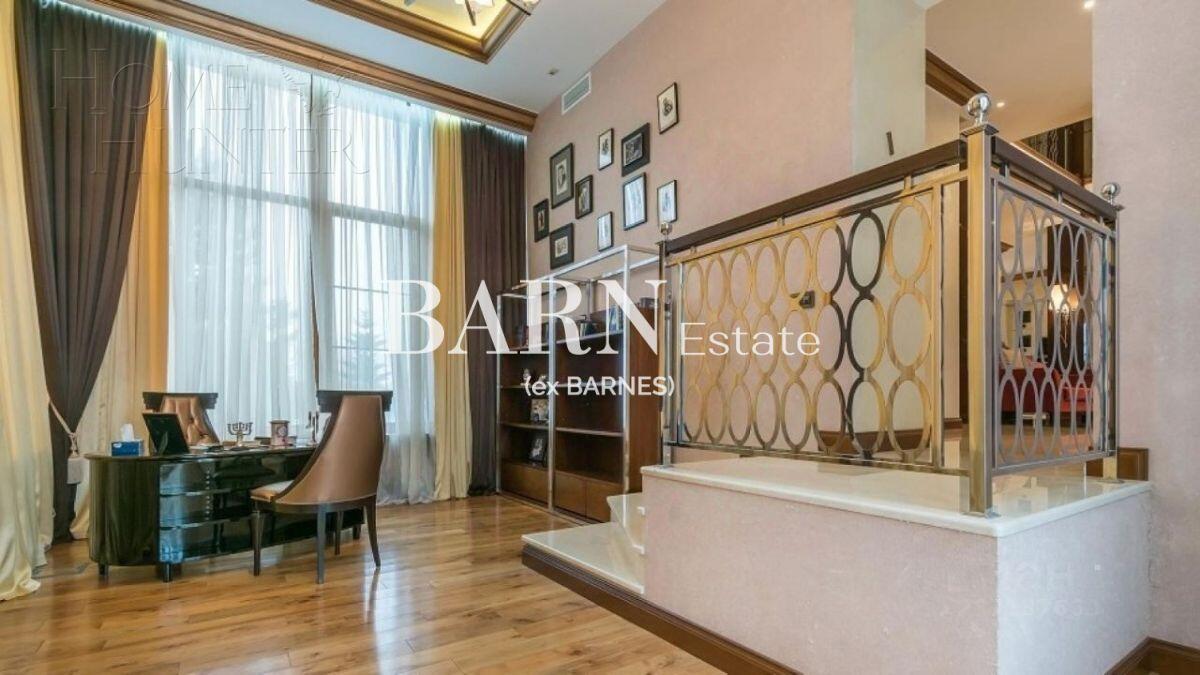 2-этажный коттедж 1 350 м² с отделкой