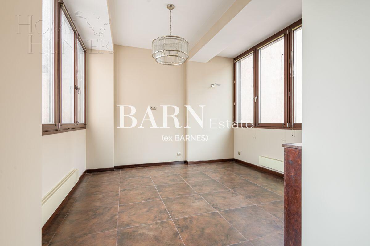 5-КОМН. КВАРТИРА С ОТДЕЛКОЙ 187.8 М² НА 4 ЭТАЖЕ