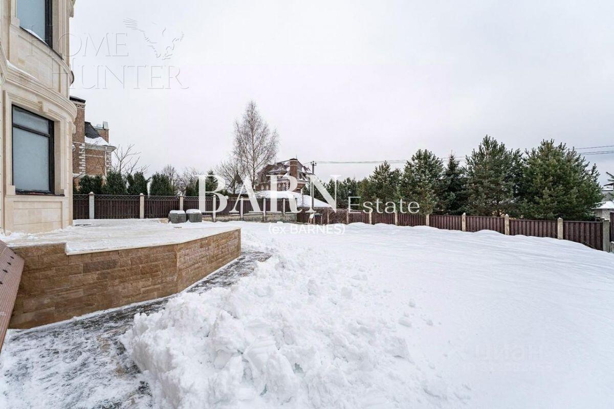 2-этажный коттедж 860 м² без отделки