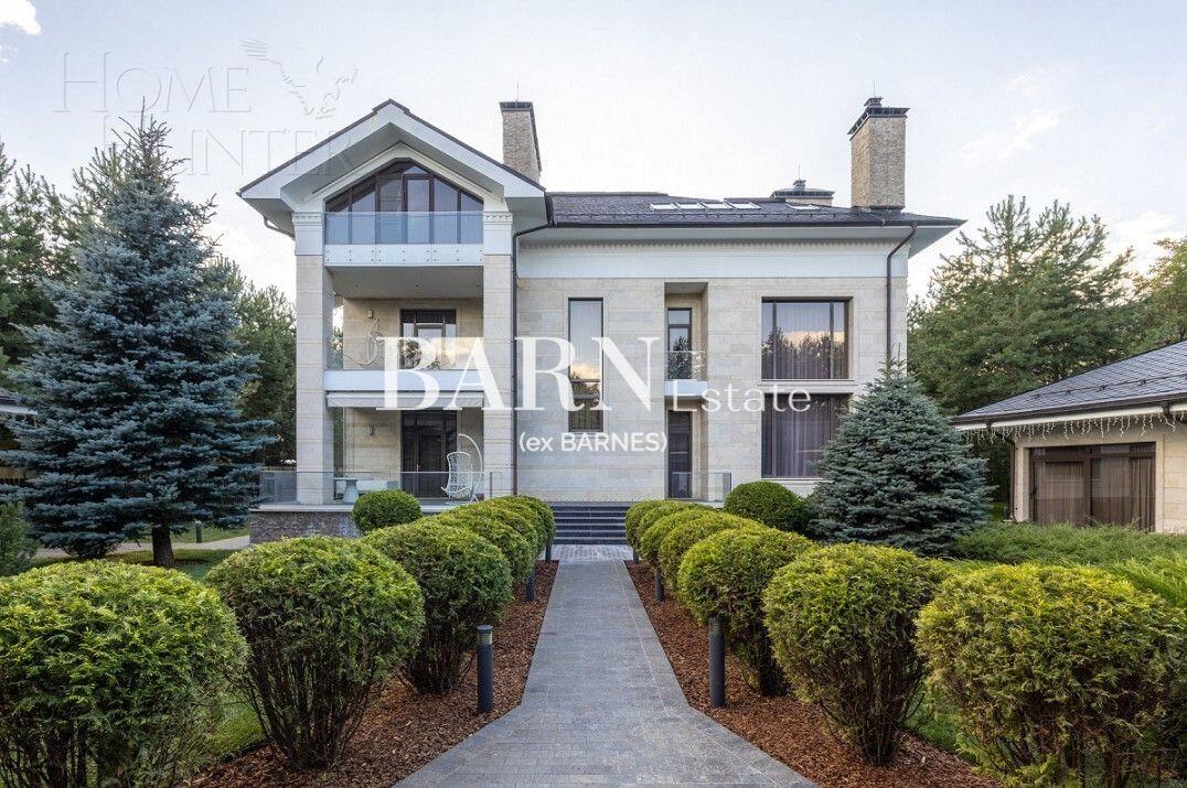 2-этажный коттедж 1 200 м² с отделкой