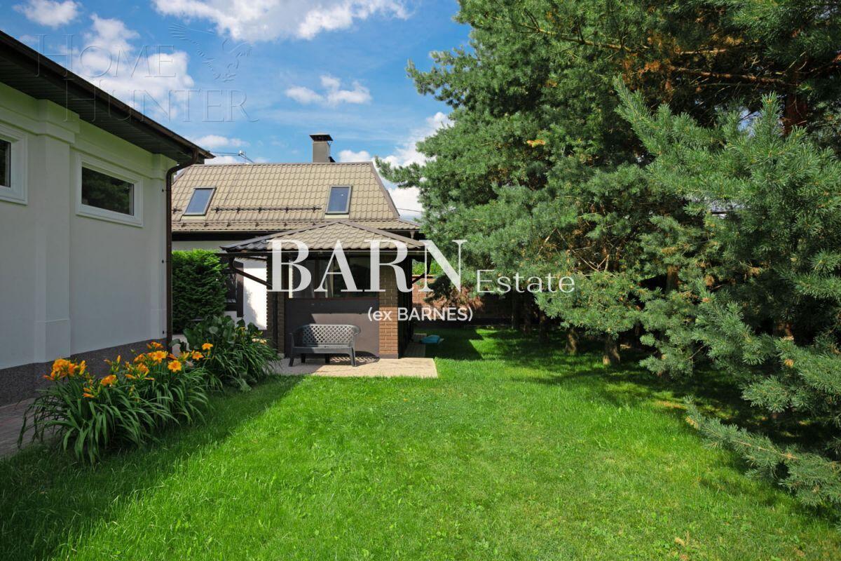 2-этажный коттедж 450 м² с отделкой
