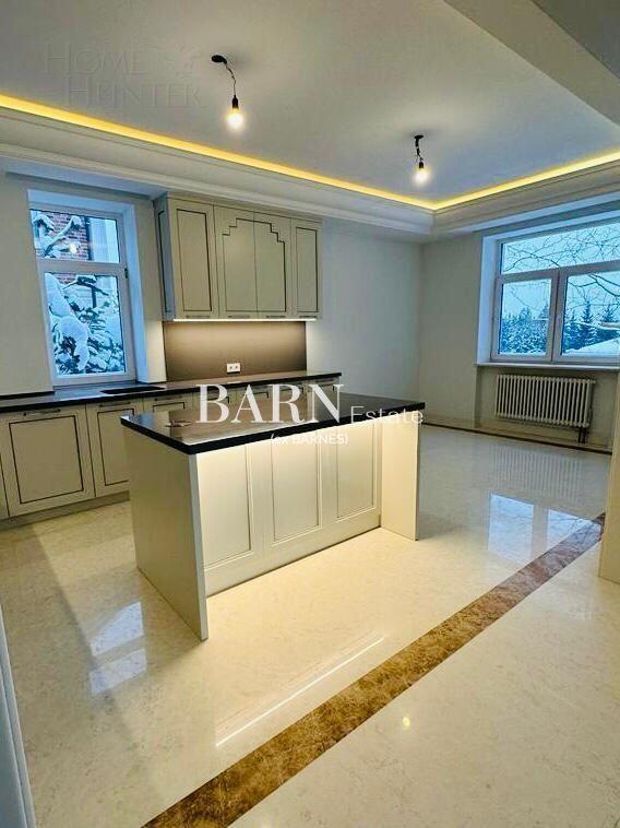 2-этажный коттедж 400 м² с отделкой