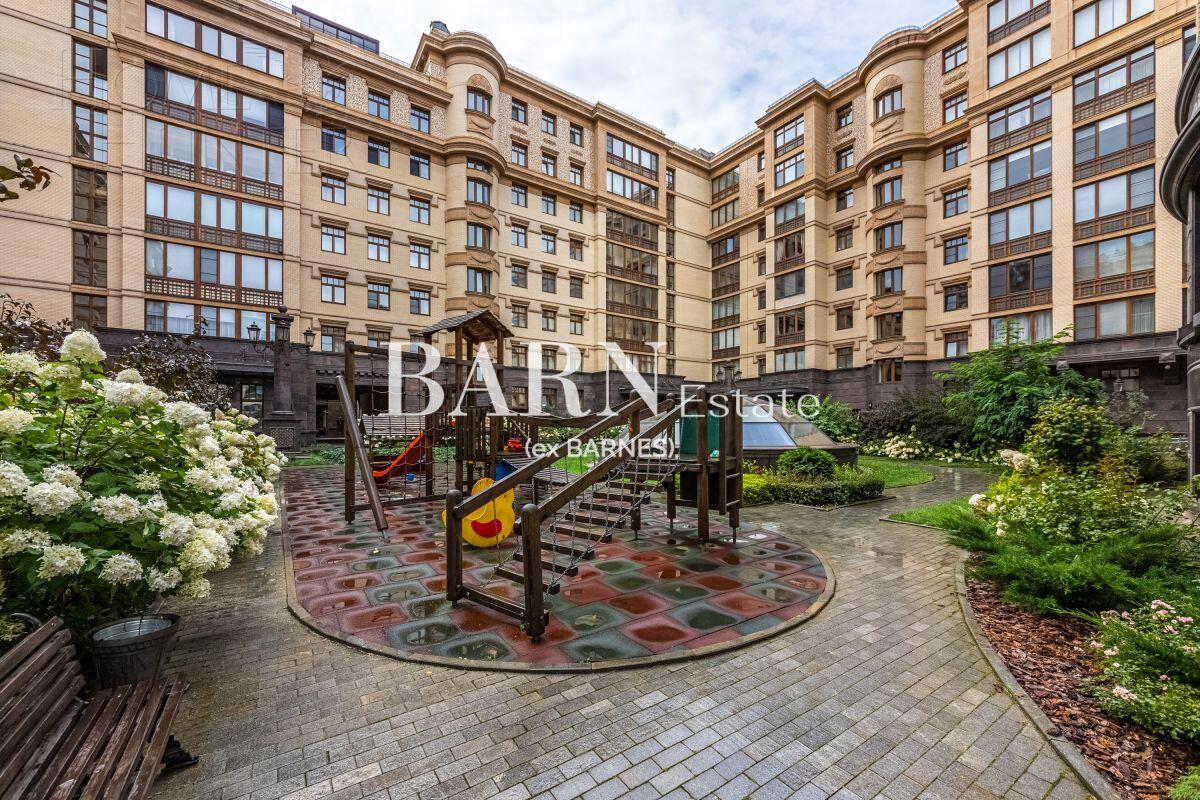 4-КОМН. КВАРТИРА С ОТДЕЛКОЙ 238 М² НА 2 ЭТАЖЕ
