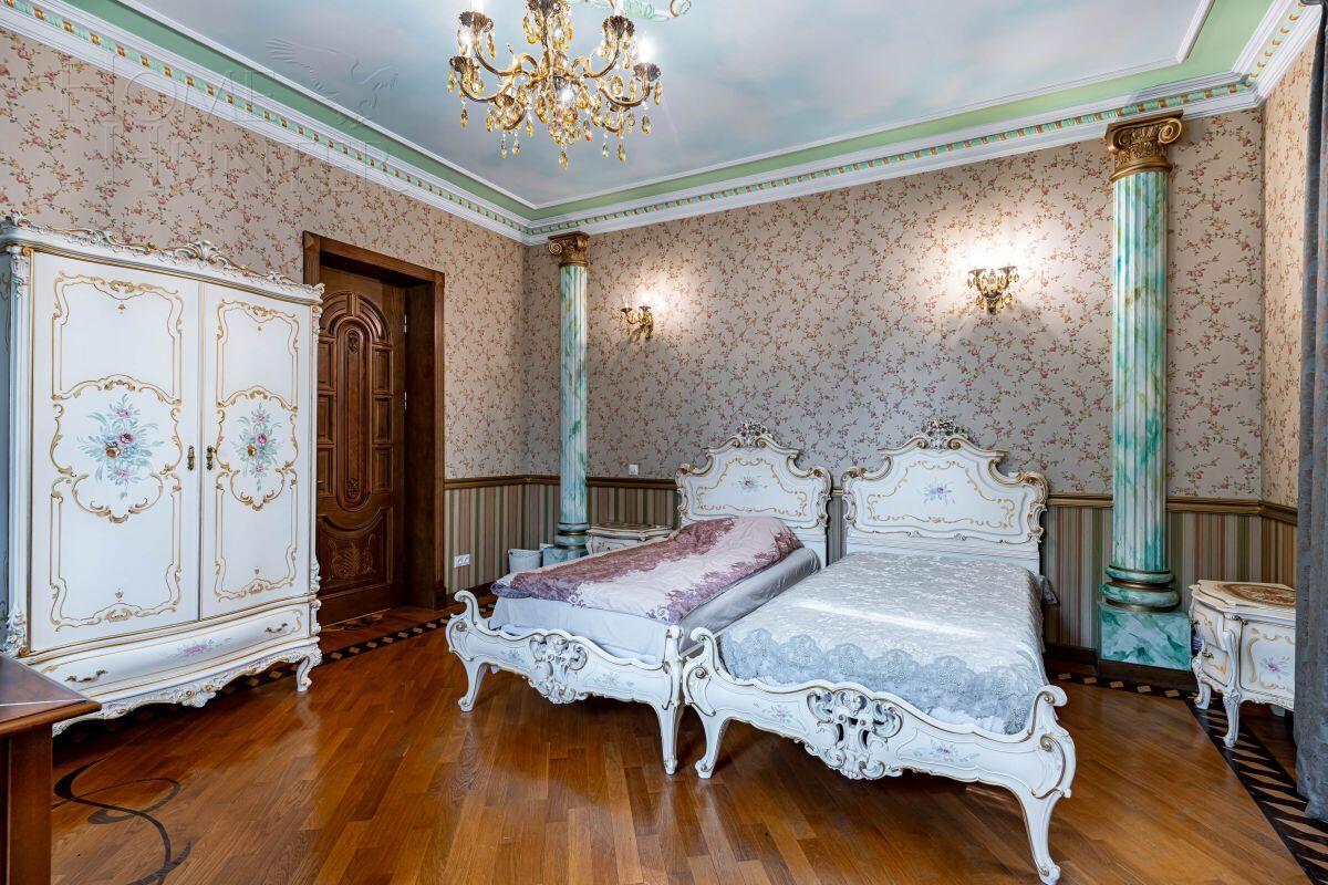 2-этажный коттедж 623 м² с отделкой