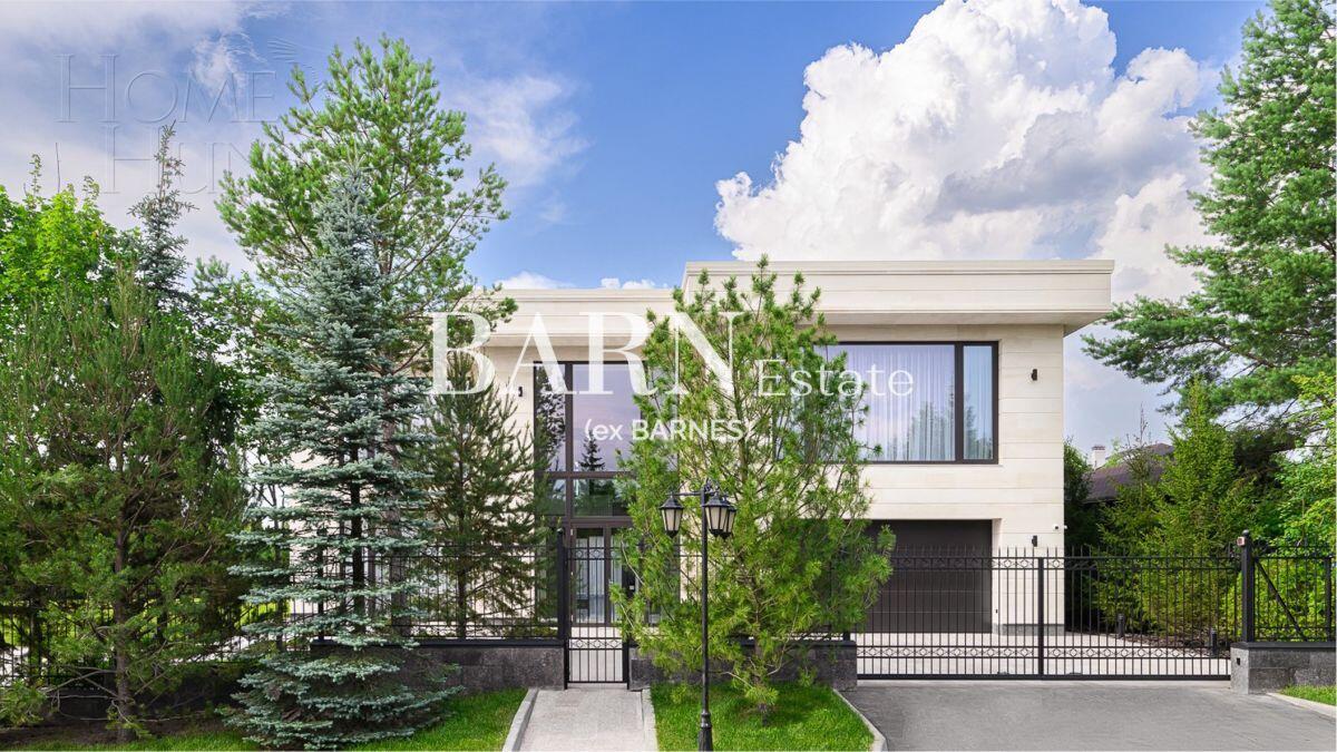 2-этажный коттедж 1 071 м² с отделкой