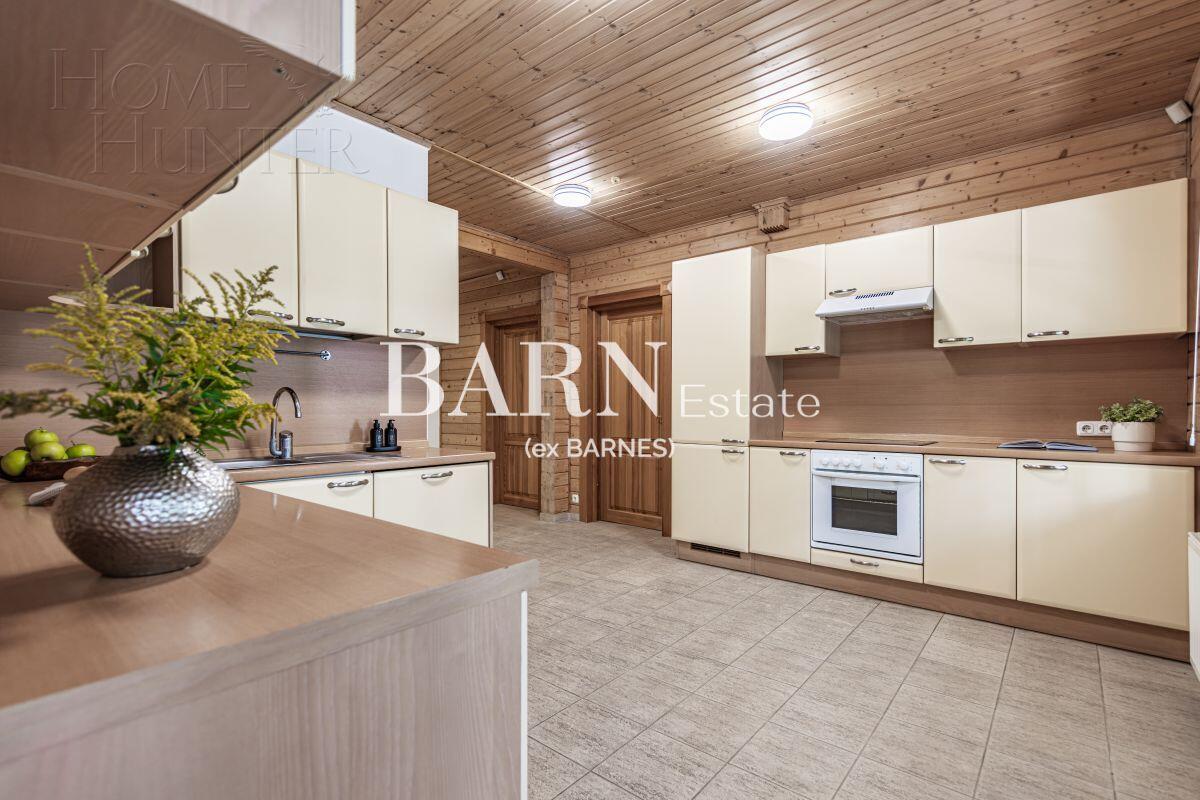 2-этажный коттедж 267 м² с отделкой