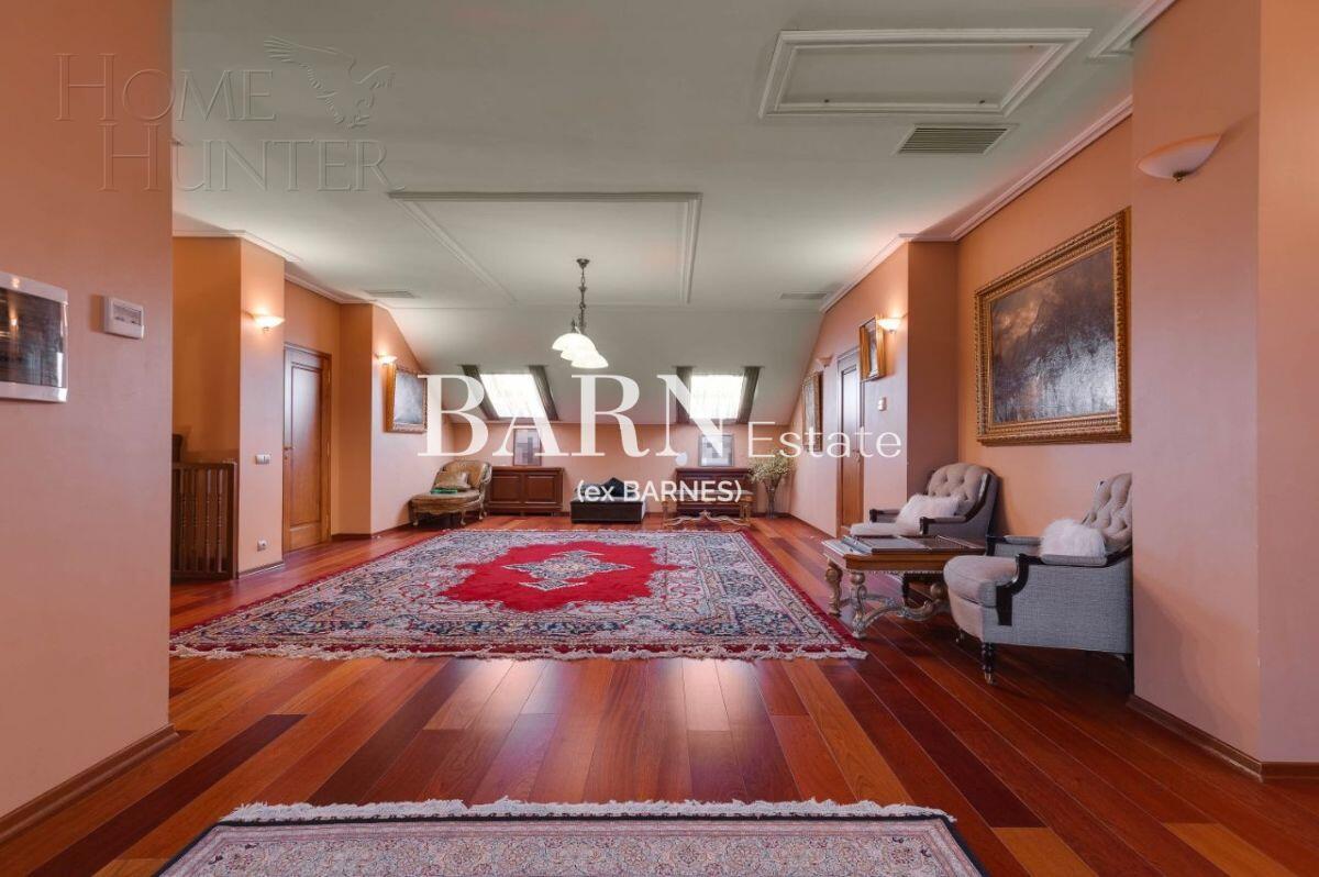 2-этажный коттедж 1 200 м² с отделкой