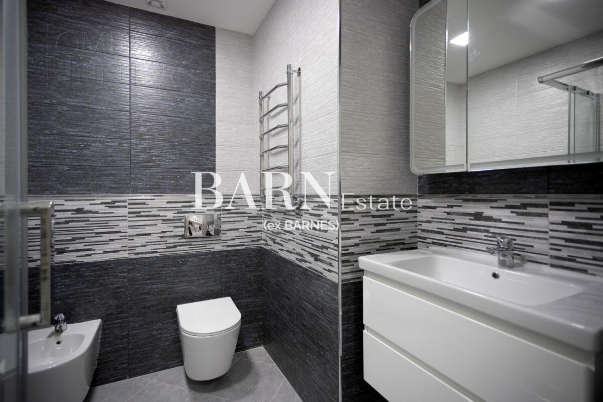 2-этажный коттедж 450 м² с отделкой