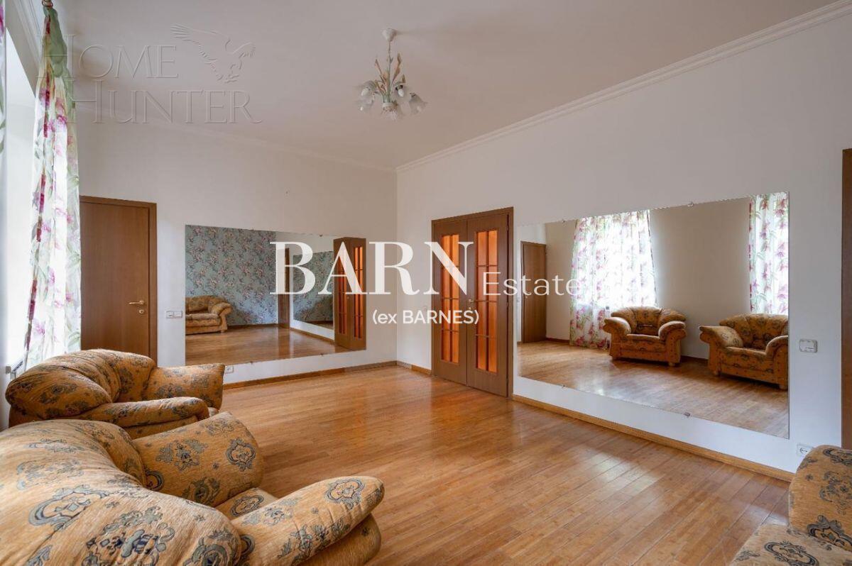 2-этажный коттедж 370 м² с отделкой