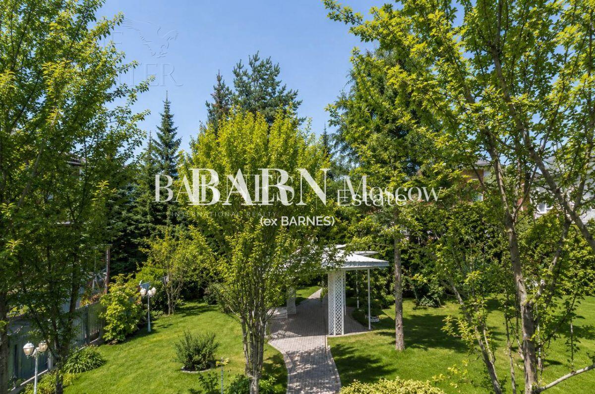 3-этажный коттедж 443 м² с отделкой