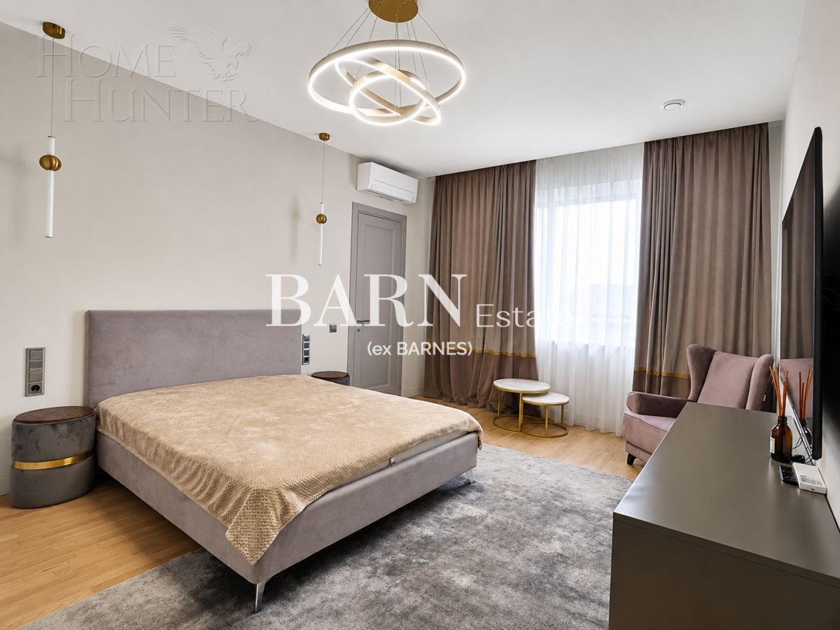 2-этажный коттедж 300 м² с отделкой