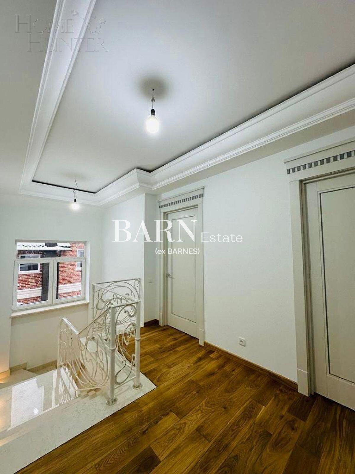 2-этажный коттедж 400 м² с отделкой
