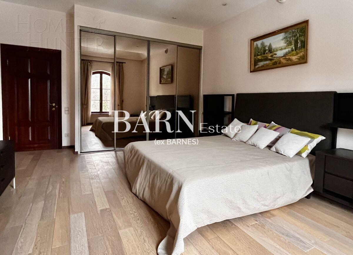 2-этажный коттедж 650 м² с отделкой