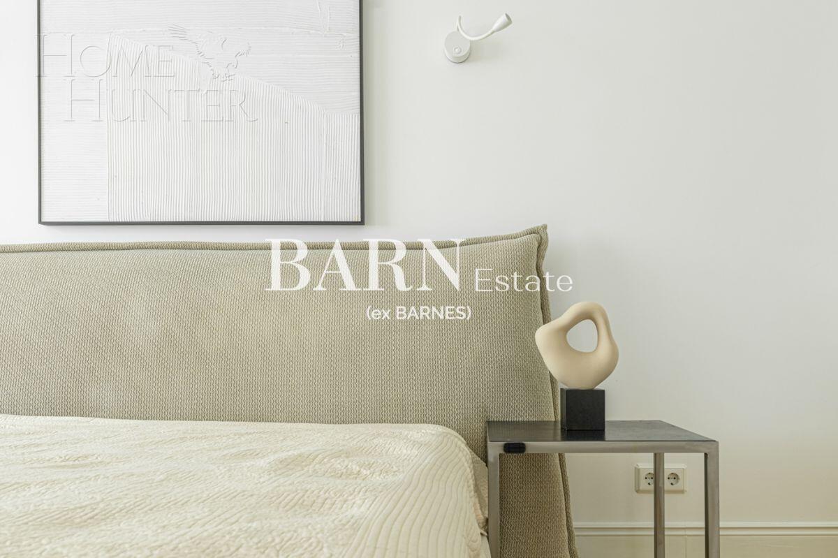 4-КОМН. КВАРТИРА С ОТДЕЛКОЙ 320 М² НА 2 ЭТАЖЕ