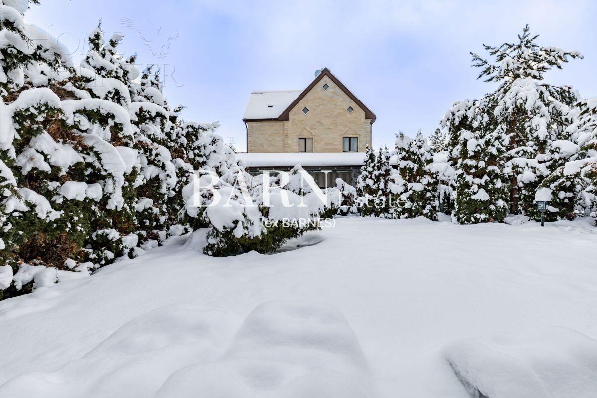 4-этажный коттедж 460 м² с отделкой