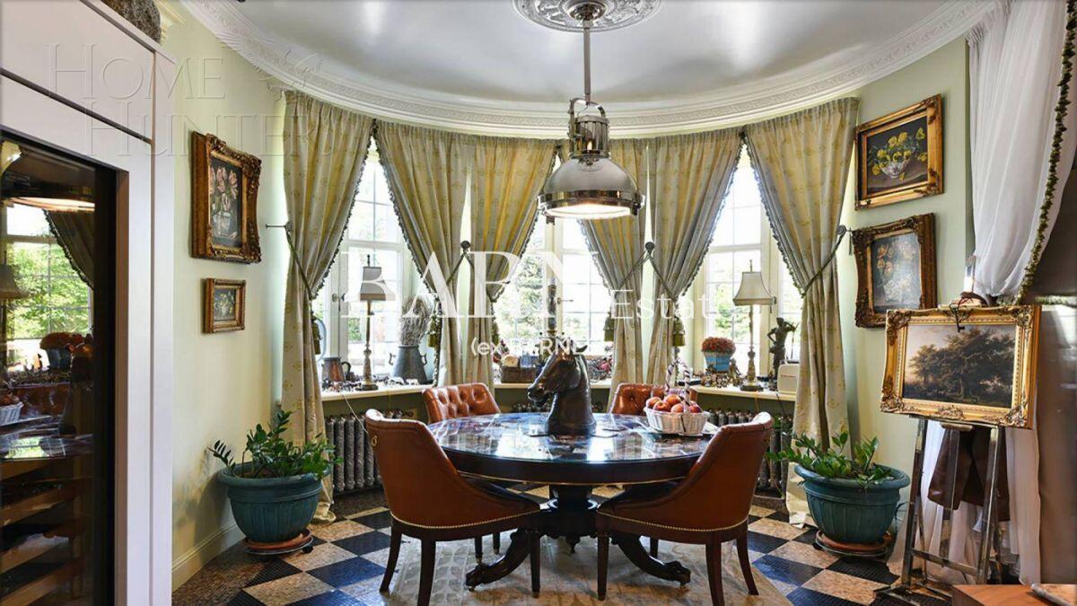 2-этажный коттедж 1 200 м² с отделкой