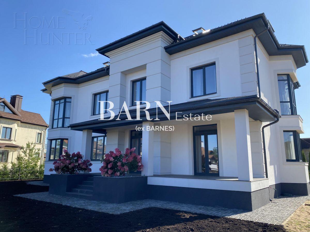 3-этажный коттедж 620 м² с отделкой